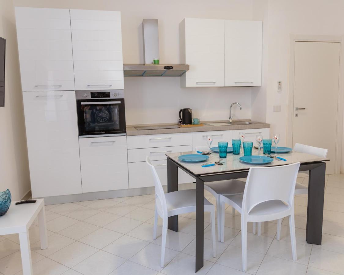 Rosy'S Apartament Кастелламмаре-ди-Стабия Экстерьер фото