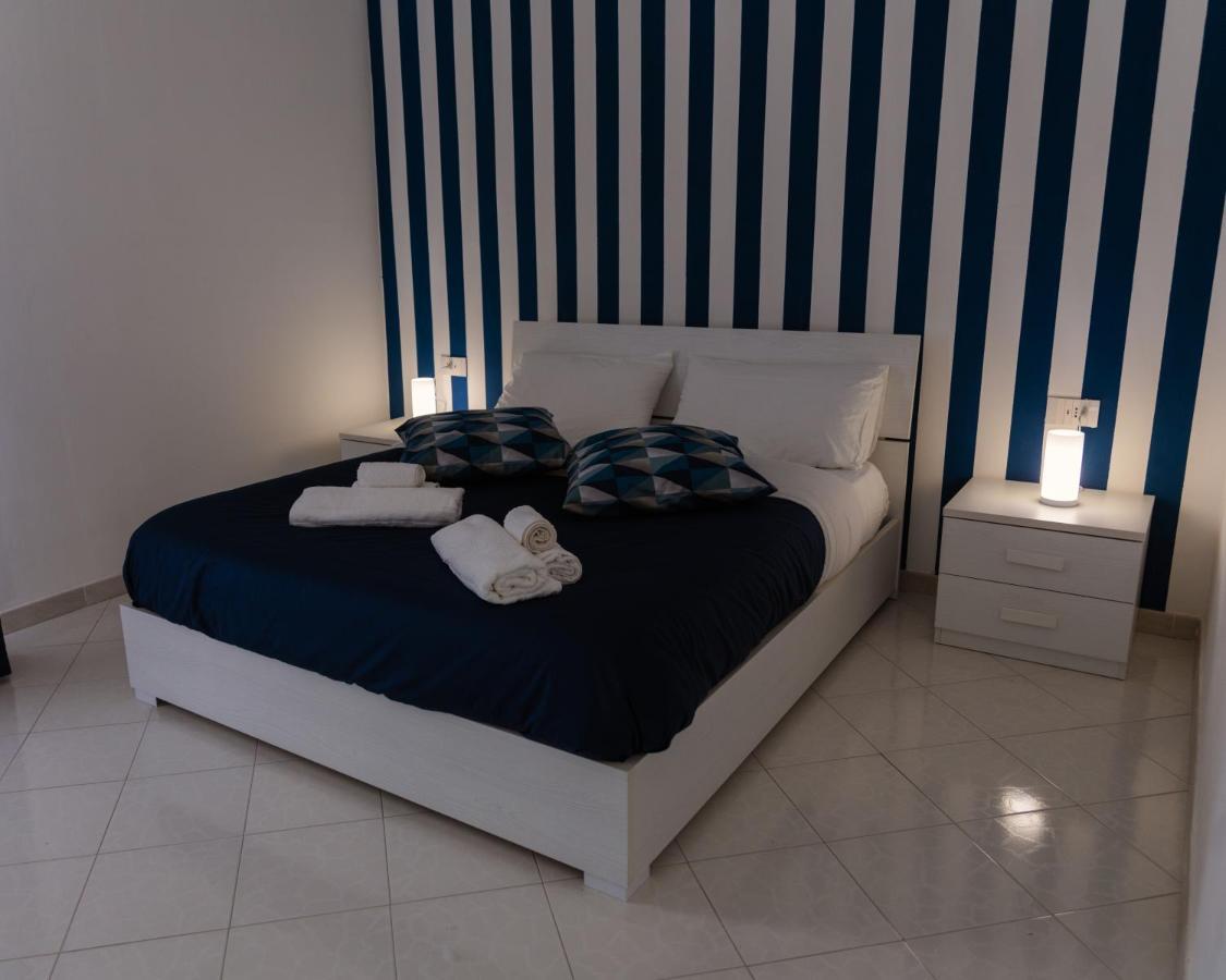 Rosy'S Apartament Кастелламмаре-ди-Стабия Экстерьер фото