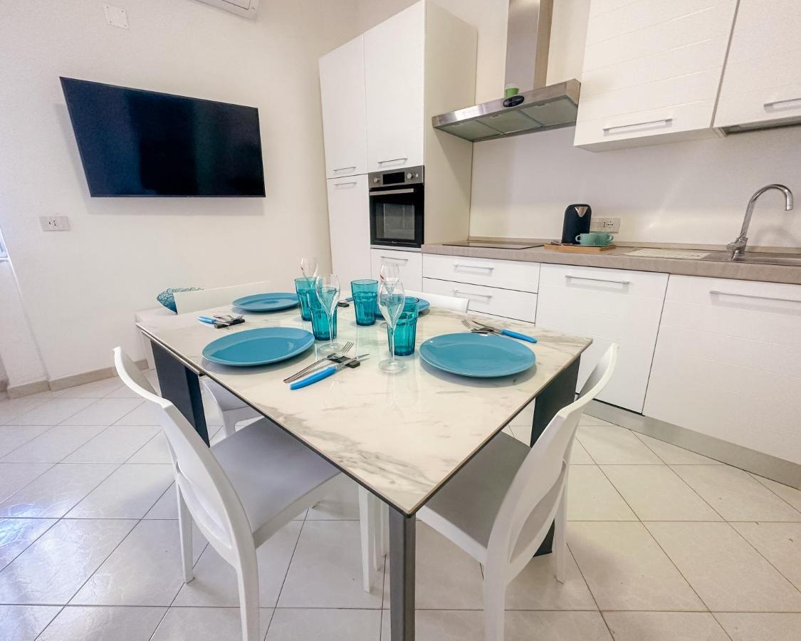 Rosy'S Apartament Кастелламмаре-ди-Стабия Экстерьер фото